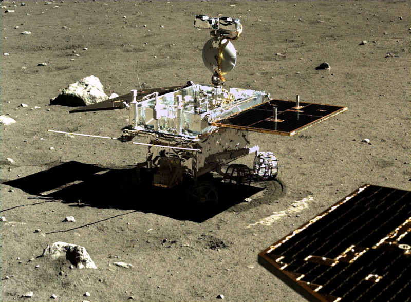 Illustration for article titled La Agencia Espacial China publica nuevas y espectaculares fotos a color de la Luna